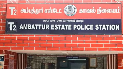 சென்னை: அமைச்சர் பெயரை சொல்லி போலீஸுக்கு மிரட்டல் விடுத்த இளம்பெண்ணுக்கு வலை
