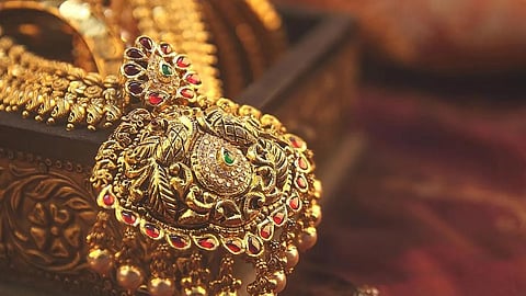 தங்கம் விலை பவுனுக்கு ரூ.640 குறைவு: இன்றைய சந்தை நிலவரம் என்ன?