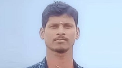 மீனவர் விக்னேஷ்