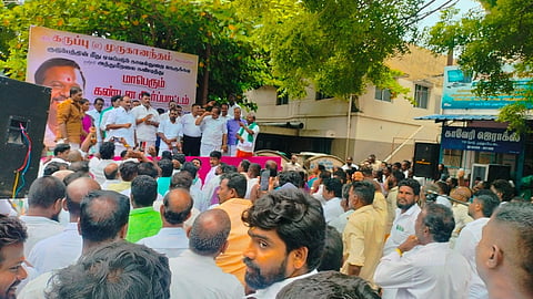 கருப்பு முருகானந்தத்துக்கு ஆதரவாக ஆர்ப்பாட்டம் - பாஜக, ‘வீ த லீடர்ஸ்’ நிர்வாகிகள் பங்கேற்பு