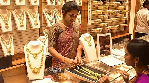 தங்கம் விலை தொடர் சரிவு: இன்று பவுனுக்கு ரூ.1,400 குறைவு