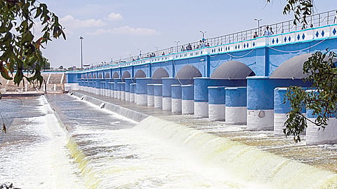 பருவமழையைத் தழுவிக்கொண்ட காவிரிப் படுகை