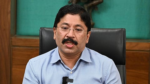 மக்கள் பிரதிநிதிகள் எழுப்பிய கேள்விகளுக்கு 10 நாட்களில் பதில் அளிக்க வேண்டும்: பல்துறை அதிகாரிகளுக்கு தயாநிதி மாறன் எம்.பி. உத்தரவு