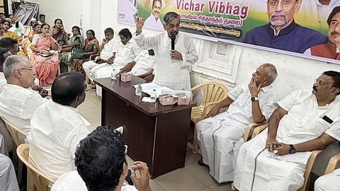 “பாஜக மூலம் ஆர்எஸ்எஸ் செல்வாக்கின் நிலை...” - காங். தேசிய நிர்வாகி கேப்டன் பிரவீன் தாவர் கருத்து