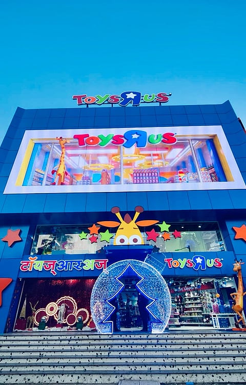 Toys“R”Us