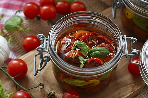 Salad dressings with olive oil