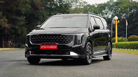 The new Kia Carnival Limousine+