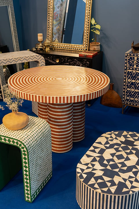 Inspired by traditional techniques, the RASA collection of Umeni is a blend of two contrasts