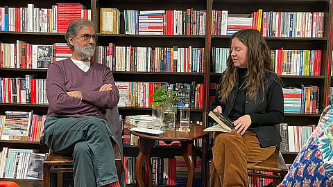 (L-R) Filmmaker Sanjay Kak in discussion with Alana Hunt