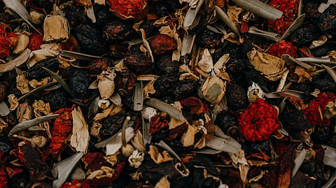 Potpourri: Are the DIYs financially beneficial over market-bought ones?