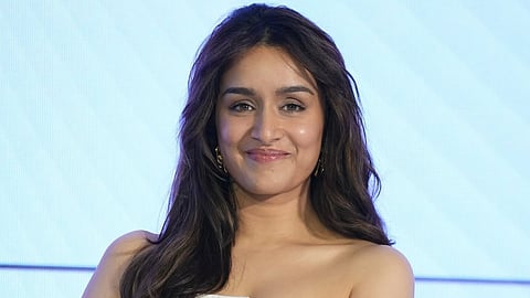 Is that Rahul Mody filming Shraddha Kapoor’s dance reel? The internet thinks so