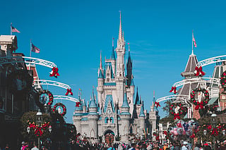 5 adorable Disneyland rules that will surely melt your heart