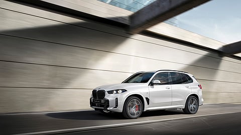 BMW India launches the updated BMW X5