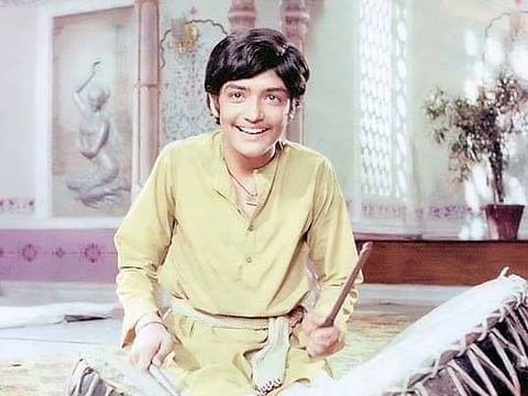 Deewar cast