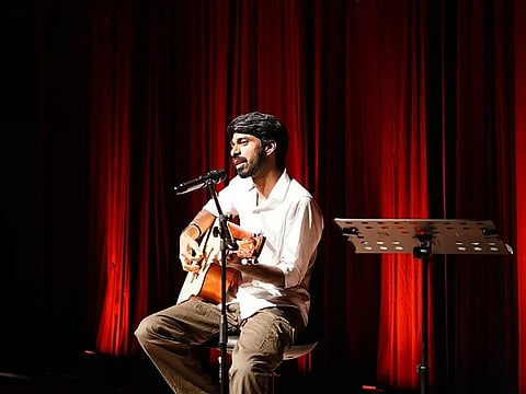 Mujhe Sona Hai — but first, music