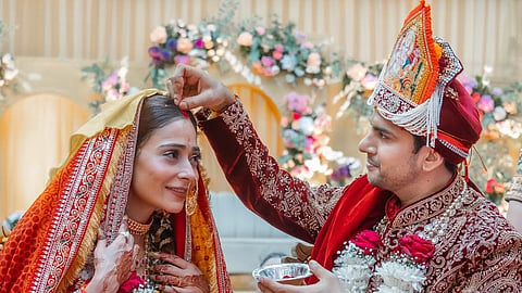 Sara Khan and Krish Pathak