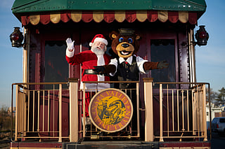 5 train journeys that define a perfect Christmas getaway this Winter