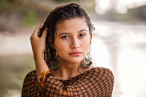 Is sleeping in wet hair recommended?