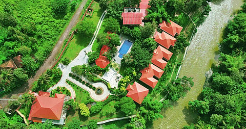 Explore nature's luxury in the heart of the jungle in this property along the Kabini River