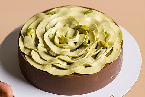 Chocolate Pistachio Kunafa cake