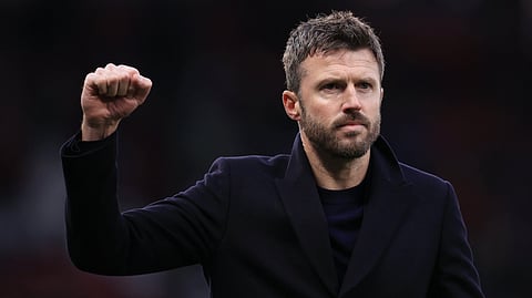 Michael Carrick equals Premier League record as Manchester United rise to third