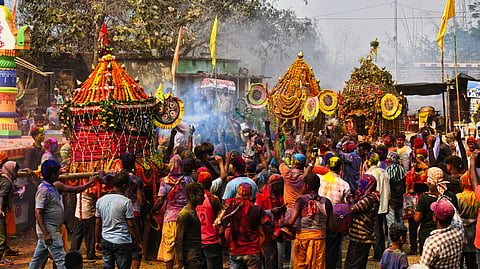 Ulta Rath drew lakhs of devotees to Puri, Kolkata and Mayapur