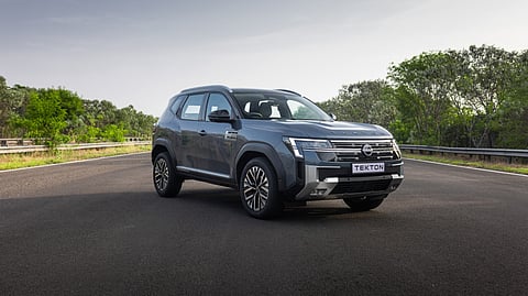 With a 212 mm ground clearance, the SUV is engineered to deliver confidence in the city, on highways and over challenging road conditions