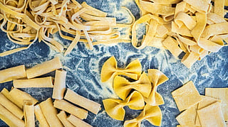 Different pasta shapes pair best with different sauces.