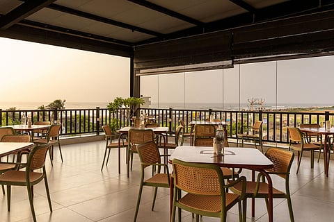 Palavakkam has a new hangout for playful food and refreshing drinks