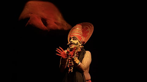 Ujaagar Dramatic Association’s Hindi play Mithyasur comes to Ranga Shankara Bengaluru