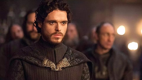 Richard Madden reportedly joins the race for 007