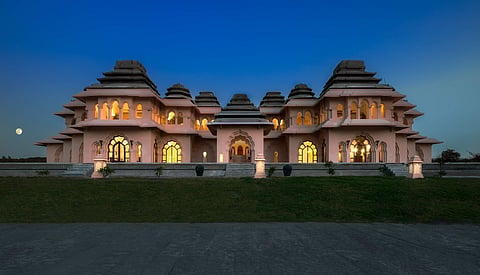 03_Lotus_Mahal