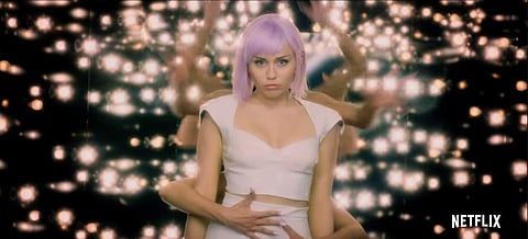 Black_Mirror_2