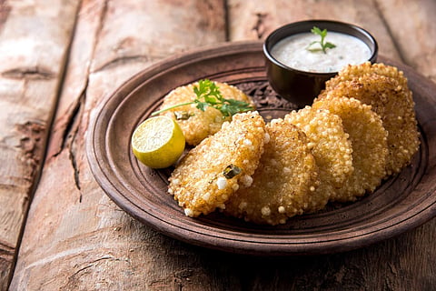Recipe: These golden sabudana vadas make for the perfect evening snack