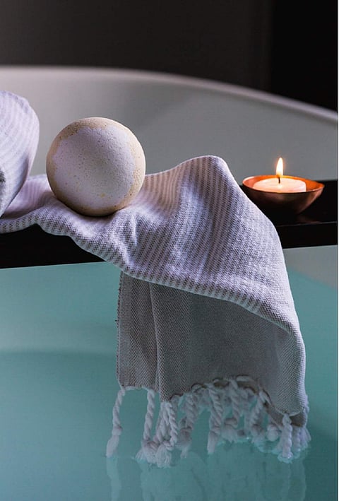 Bath bomb