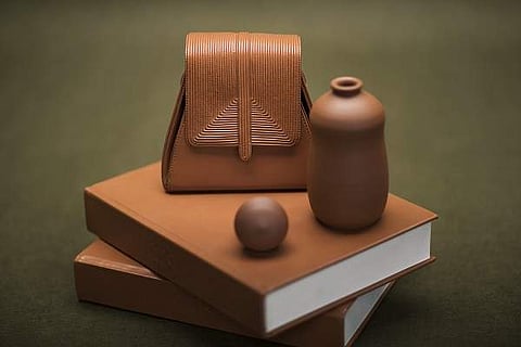 Nia Shoulder Bag