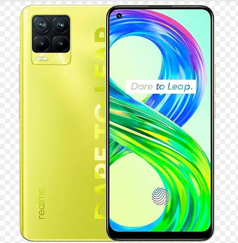 realme launches two smartphones in the 8 series