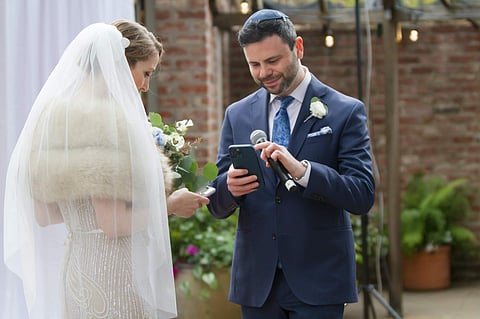 Couple gets married by exchanging NFTs instead of rings