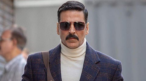 Akshay Kumar resumes shooting for Prithviraj
