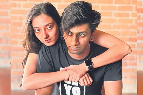 Mann Chattbar and Darshan Jain as Vedehi and Satya