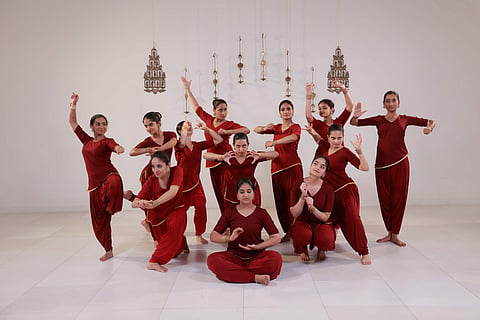 Enacting Gita Govinda