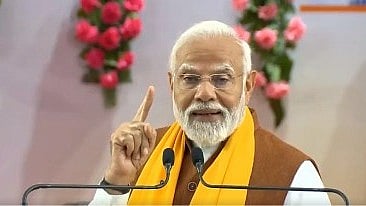 ವಾರಣಾಸಿಯ ಬನಾರಸ್ ಹಿಂದೂ ವಿಶ್ವವಿದ್ಯಾಲಯದಲ್ಲಿ ಮಾತನಾಡಿದ ಪ್ರಧಾನಿ ಮೋದಿ