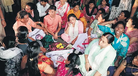 ಕಾಂಗ್ರೆಸ್ ಕಾರ್ಯಕರ್ತರ ಪ್ರತಿಭಟನೆ