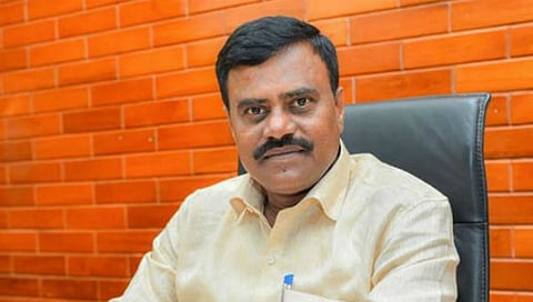 ಎಸ್ ಆರ್ ಶ್ರೀನಿವಾಸ್