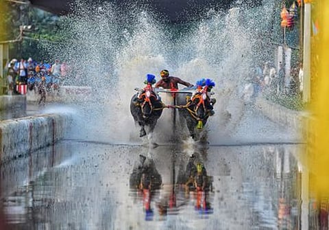 Representational image