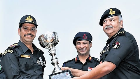 ಕರ್ನಾಟಕ ರಾಜ್ಯ ಪೊಲೀಸ್ ISD ಕೌಂಟರ್ IED ತಂಡವು ರಾಷ್ಟ್ರೀಯ ಜಂಟಿ ಕೌಂಟರ್ IED ಸ್ಪರ್ಧೆಯನ್ನು ಗೆದ್ದಿದೆ: 'VISFOT Kavach' - VIII.
