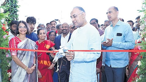 ಆಸ್ಪತ್ರೆ ಉದ್ಘಾಟಿಸಿದ ಸಚಿವ ದಿನೇಶ್ ಗುಂಡೂರಾವ್.