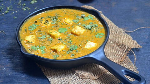 Methi paneer curry