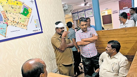 injured APSRTC driver NRS Reddy