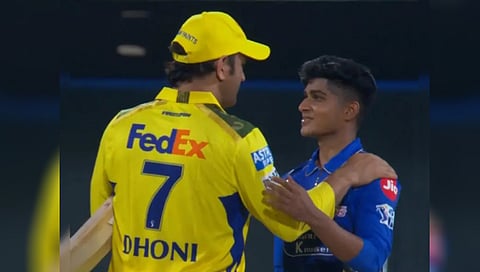 IPL 2025: ಚೊಚ್ಚಲ ಪಂದ್ಯದಲ್ಲೇ ಮೂರು ವಿಕೆಟ್ ಪಡೆದ ಮುಂಬೈ ಇಂಡಿಯನ್ಸ್ ಬೌಲರ್ಗೆ ಧೋನಿ ಶ್ಲಾಘನೆ!